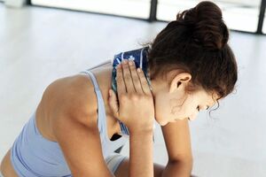 Neck compress to relieve the symptoms of osteochondrosis